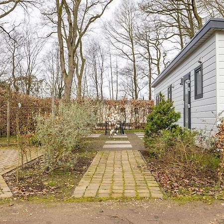 Gezellig Modern Chalet Midden Op De Veluwe เอเปอ ภายนอก รูปภาพ