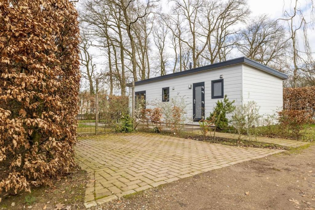 Gezellig Modern Chalet Midden Op De Veluwe เอเปอ ภายนอก รูปภาพ